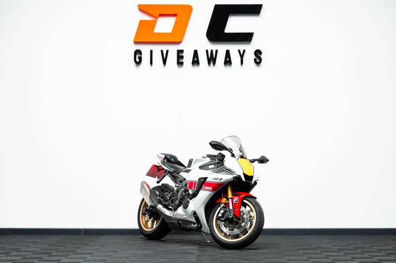 2023 Yamaha R1 World GP 60th & £1,000 or £10,000 Tax Free