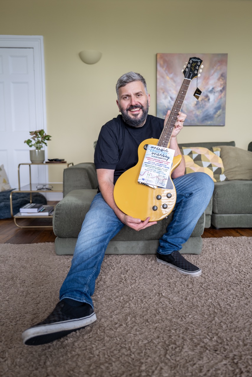 CHARITY COMP EPIPHONE LES PAUL TV YELLOW