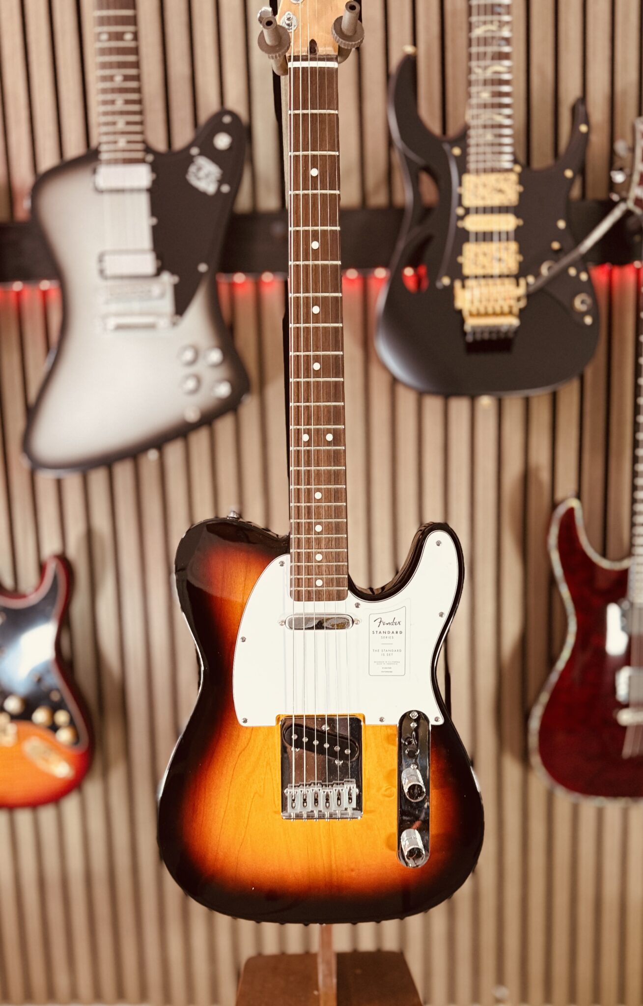 FENDER TELECASTER IN SUNBURST