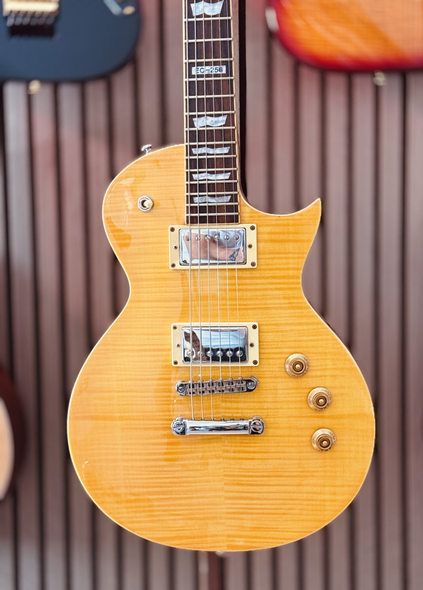 LTD/ESP 256 LEMON