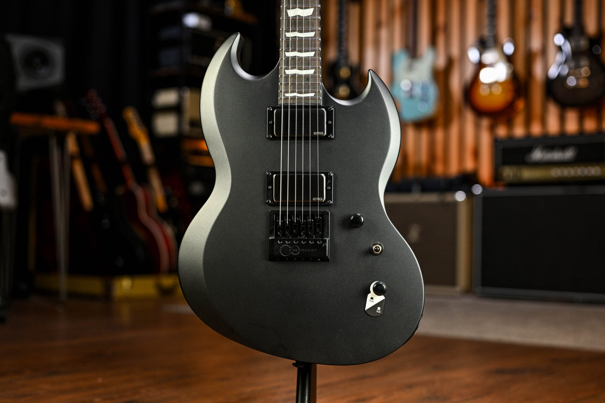 ESP LTD Viper-1000ET in Charcoal Metallic Satin