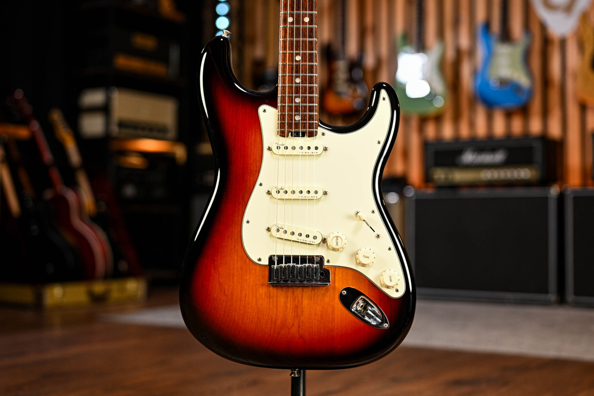 Fender American Elite Stratocaster in Three Tone Burst