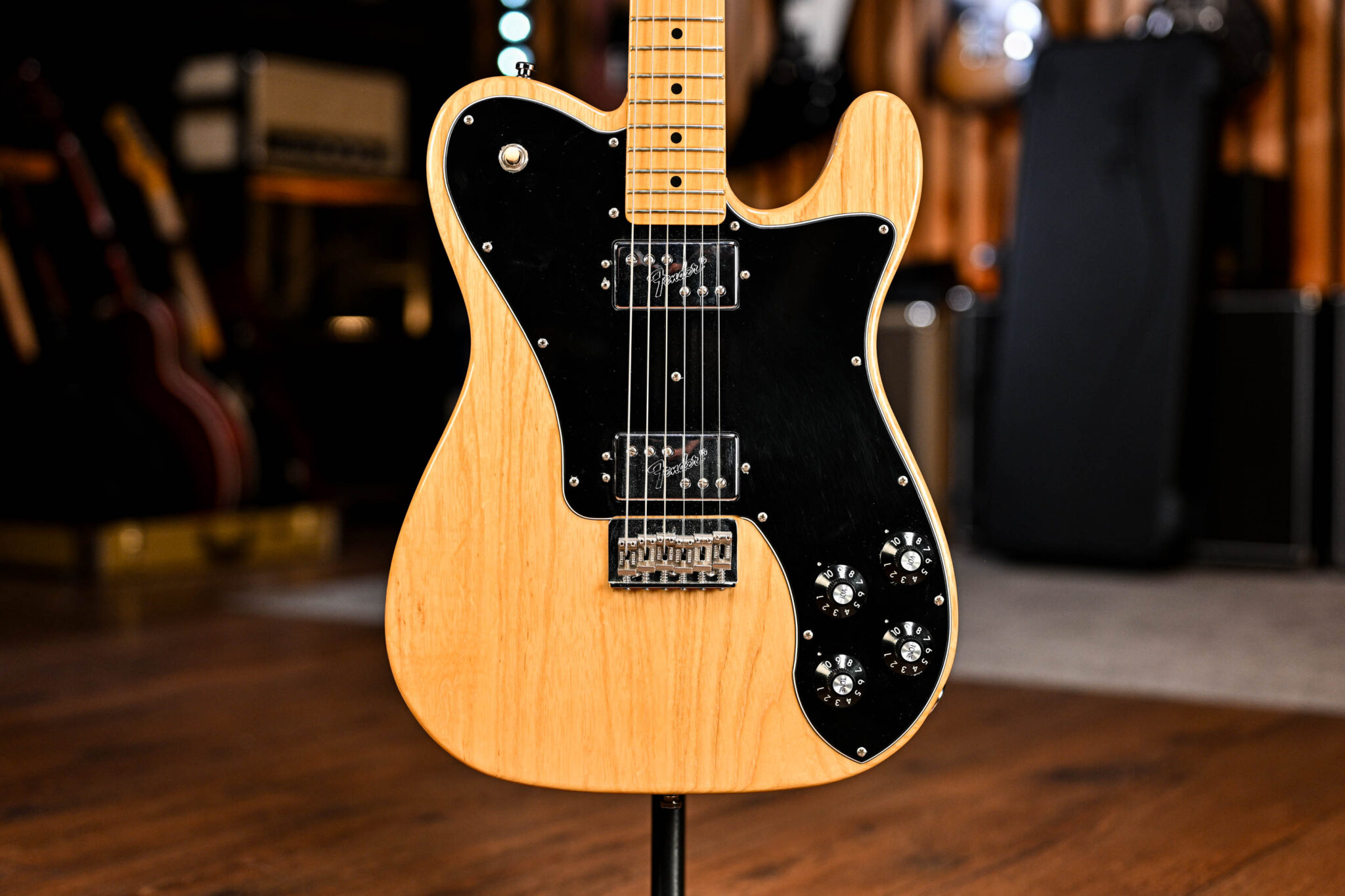 Fender American Professional Telecaster Deluxe in Natural
