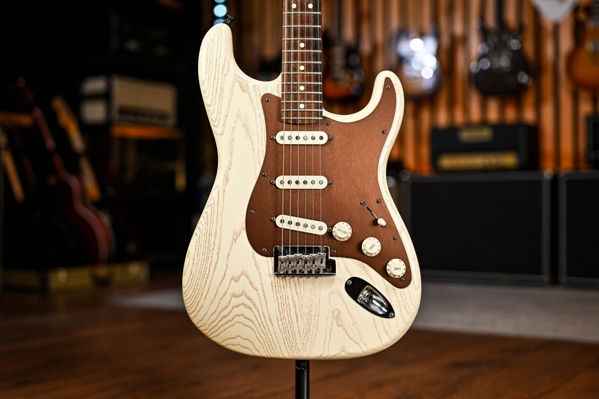 Fender FSR American Stratocaster Rustic Ash