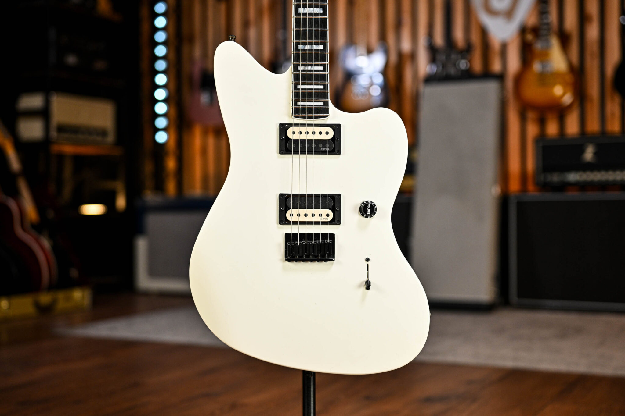 Fender Jim Root Signature Jazzmaster V4 in White