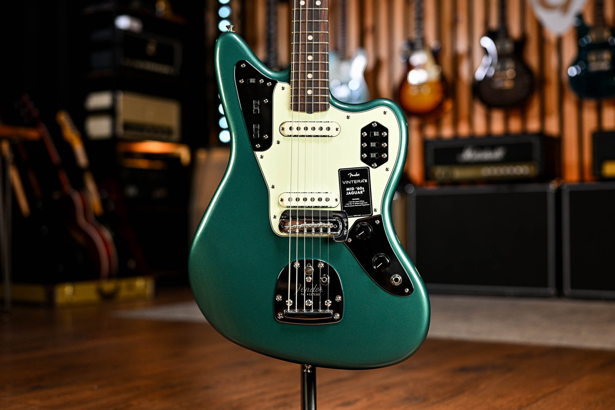 Fender Vintera III Mid '60s Jaguar in Sherwood Green Metallic