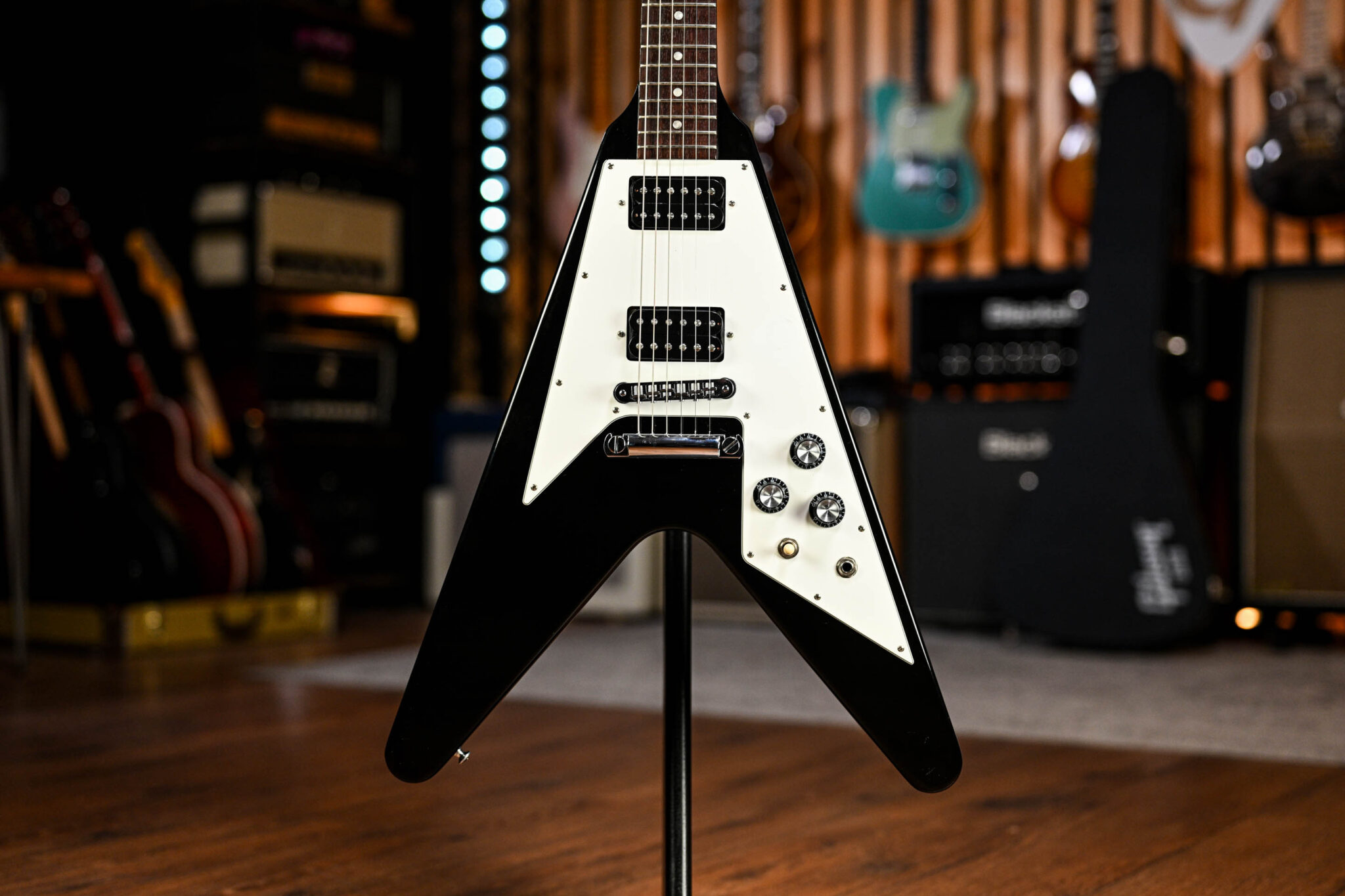 Gibson 1968 Reissue Flying V in Ebony