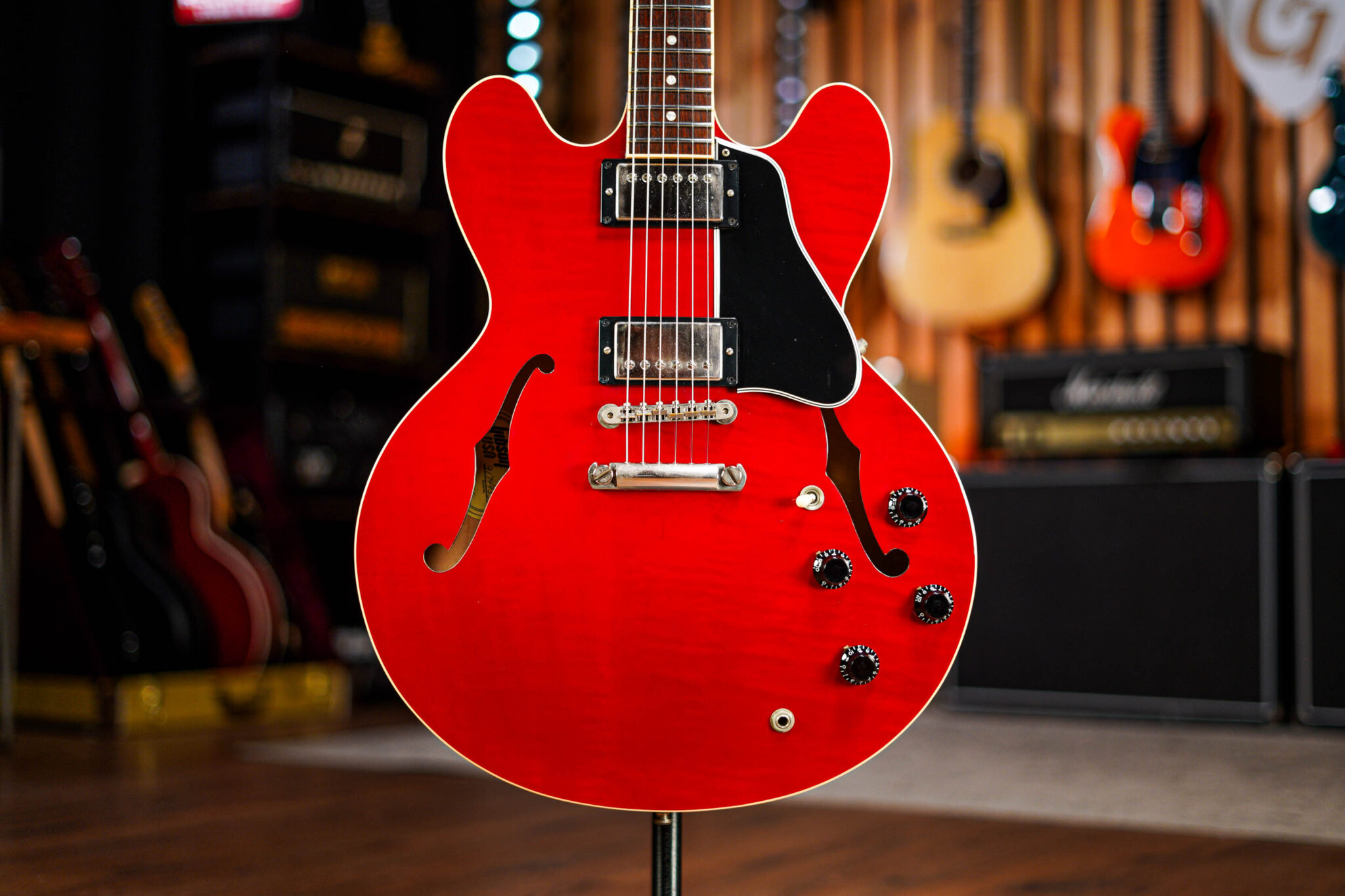 Gibson ES-335 Dot Reissue in Figured Cherry
