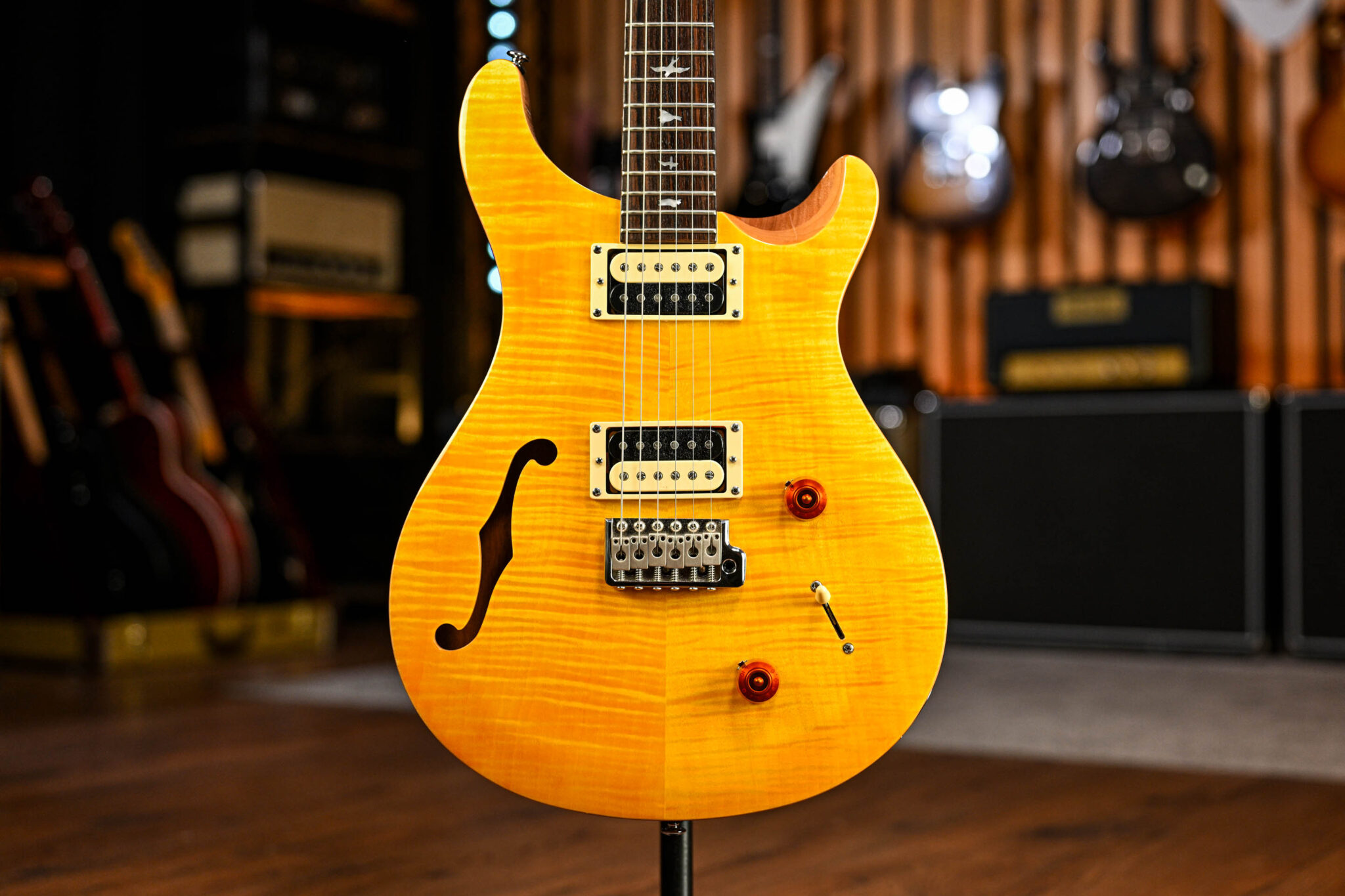 PRS SE Custom 22 Semi-Hollow in Amber