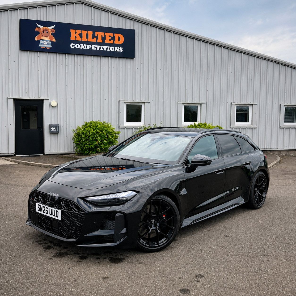 2026 Audi RS5 Avant Carbon Black + £2,000 Cash or £80,000 Cash Alternative