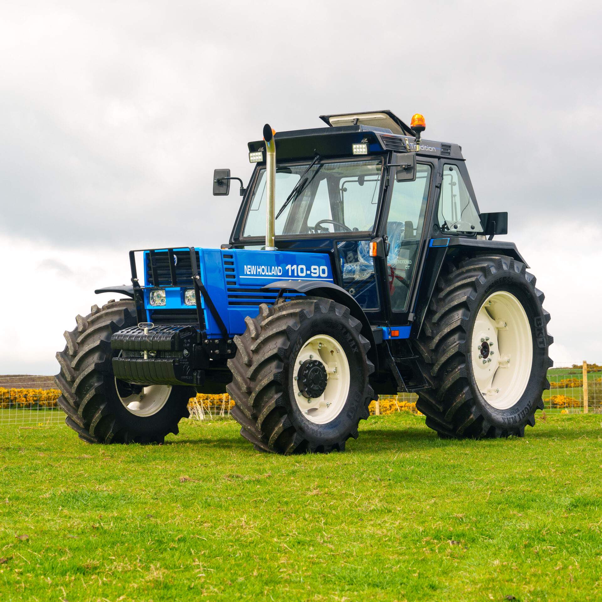 2004 New Holland 110-90