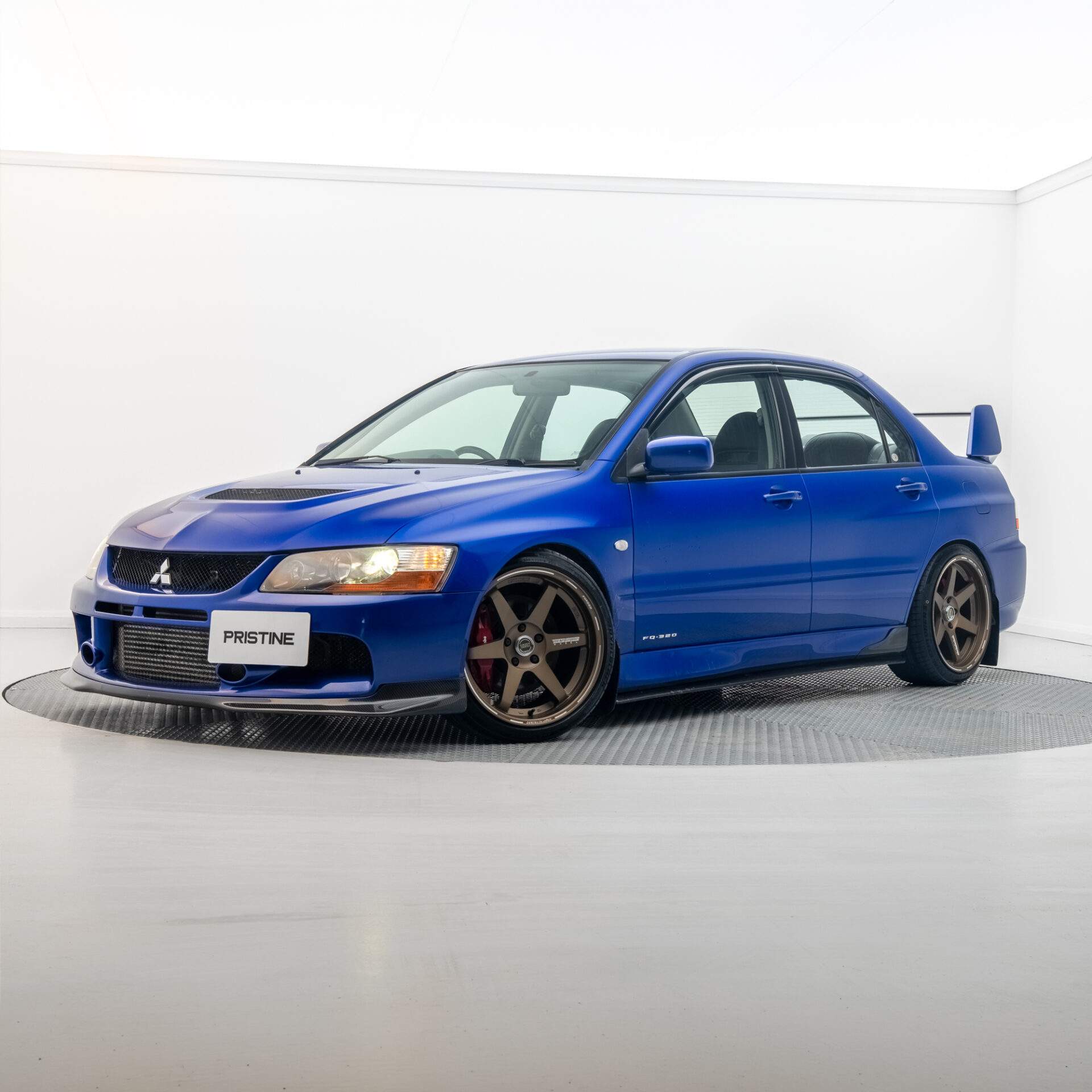 2005 Ruri Blue Mitsubishi Lancer Evolution IX FQ320
