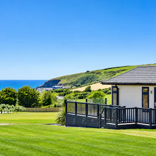 HOT TUB LODGE PRAA SANDS HOLIDAY PARK, PENZANCE 4 PAX, 7 NIGHTS + £500