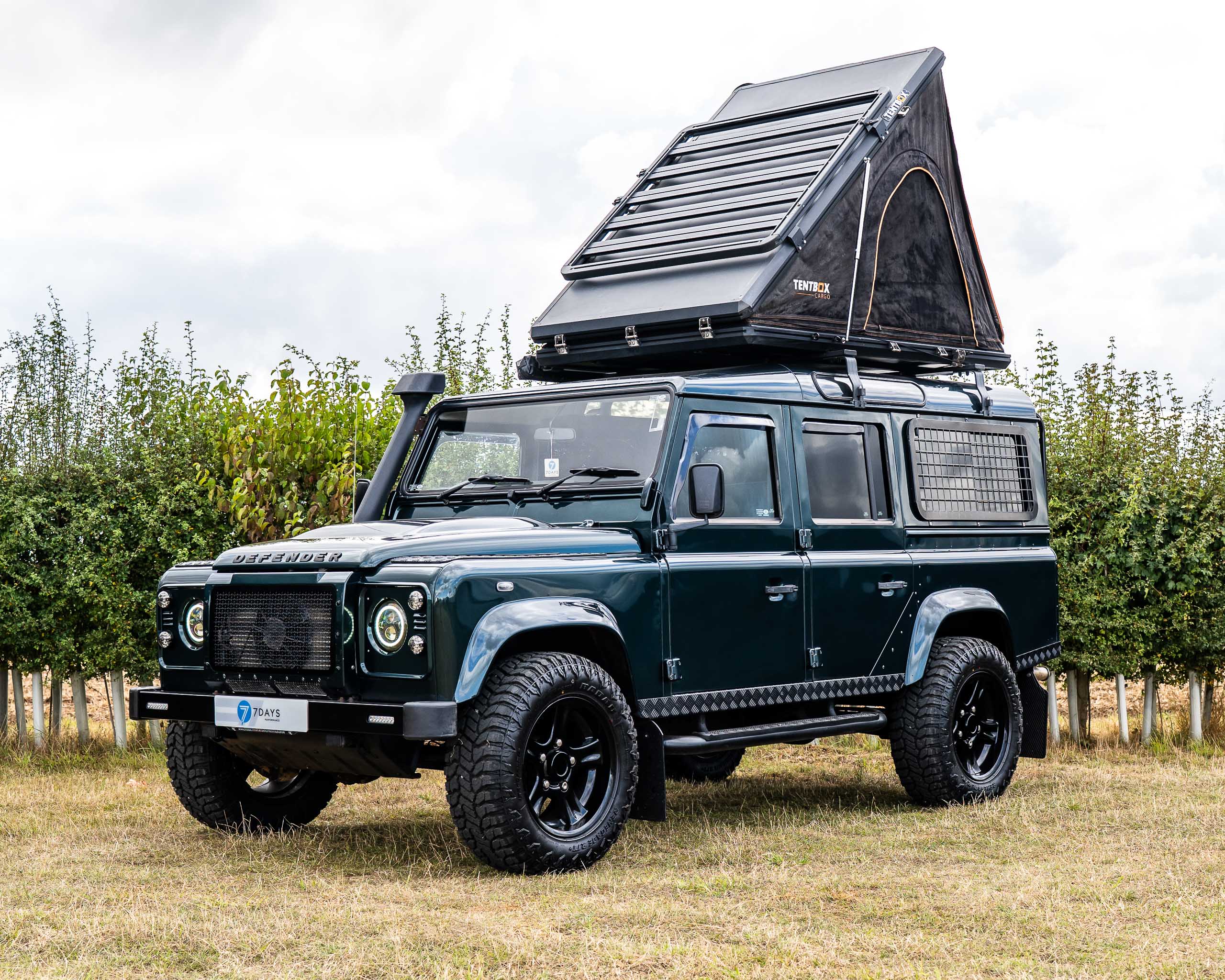 Win This Land Rover Defender 110 TD-XS Station Wagon + £2,000 Cash!