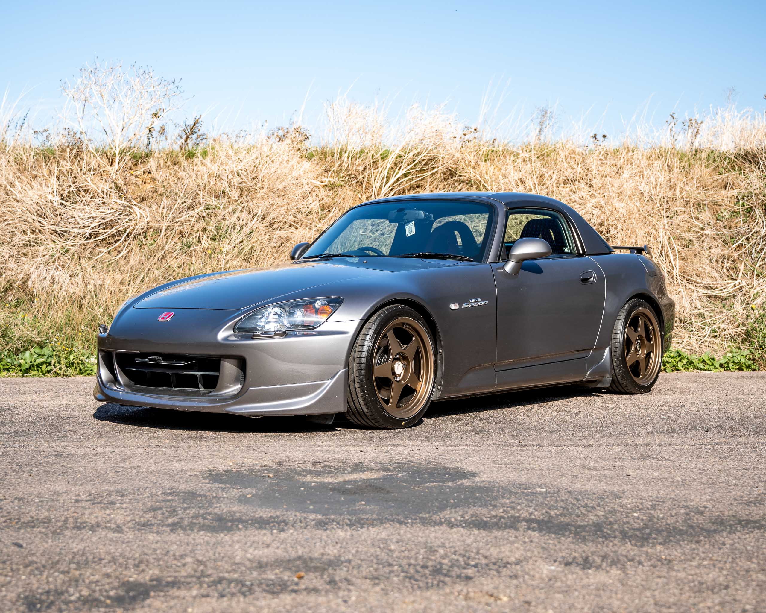 Win This Honda S2000 Roadster i-VTEC GT + £2,000 Cash!