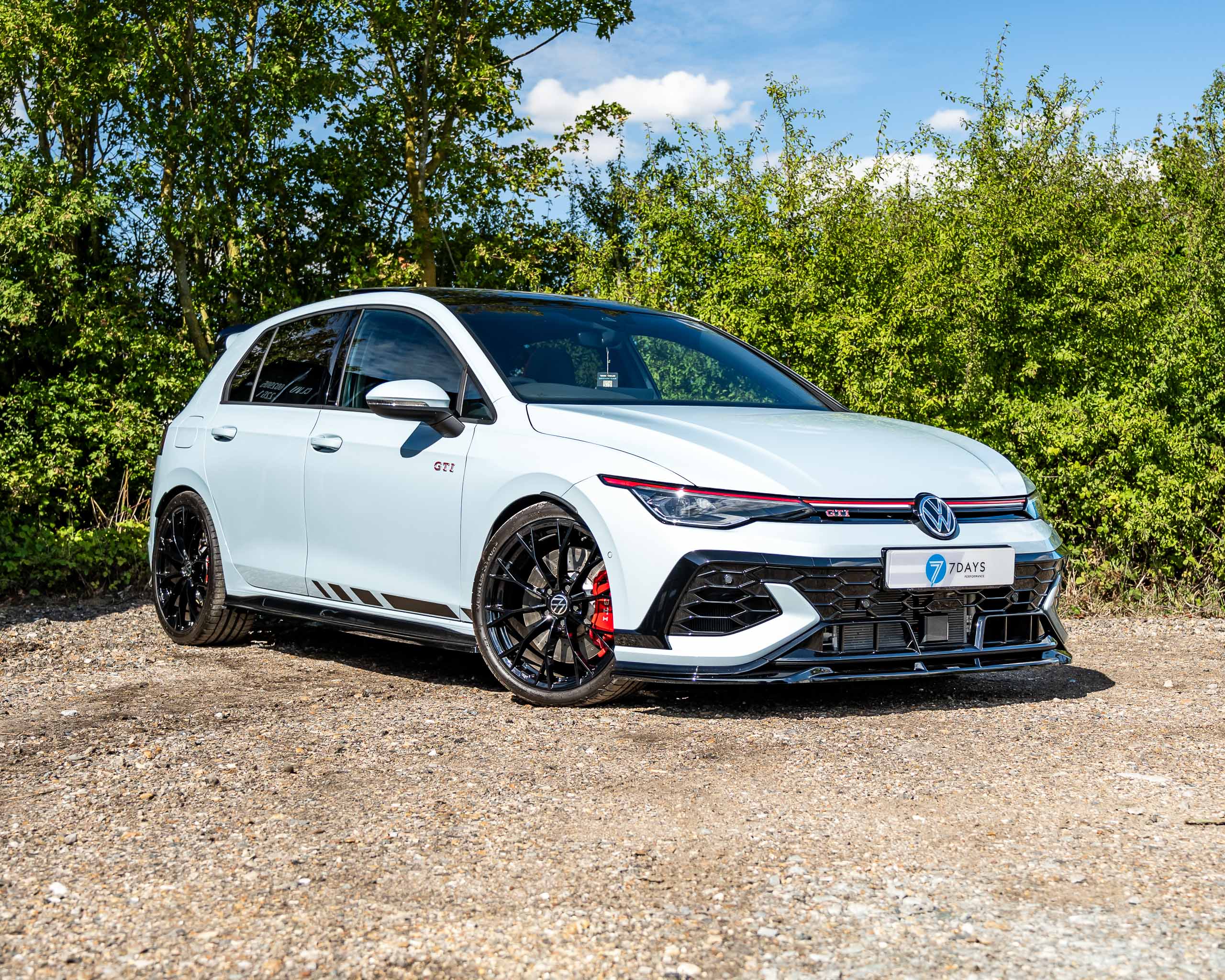 Win This 2025 Volkswagen Golf GTI Clubsport + £2,000 Cash!
