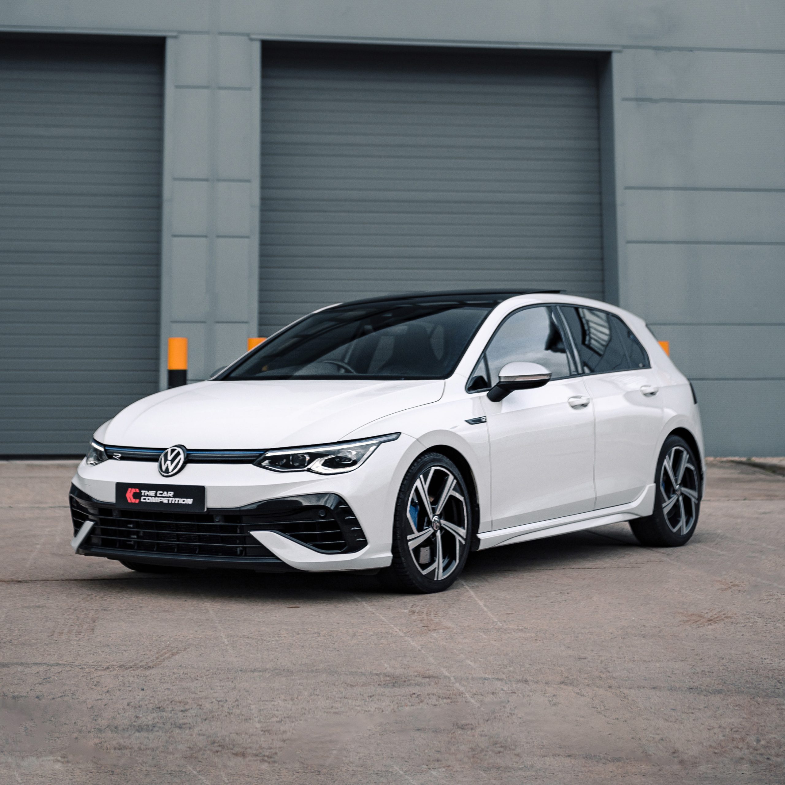 Win This MK8 Volkswagen Golf R + £2,000