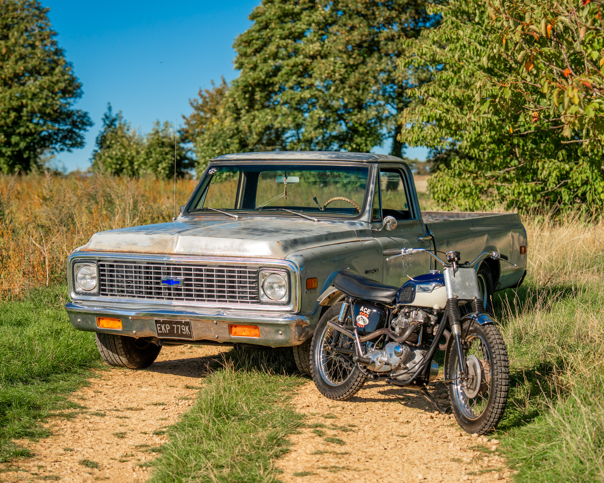 Win Chevrolet V8 Pick Up & Triumph 650 Flat Tracker + £2,000