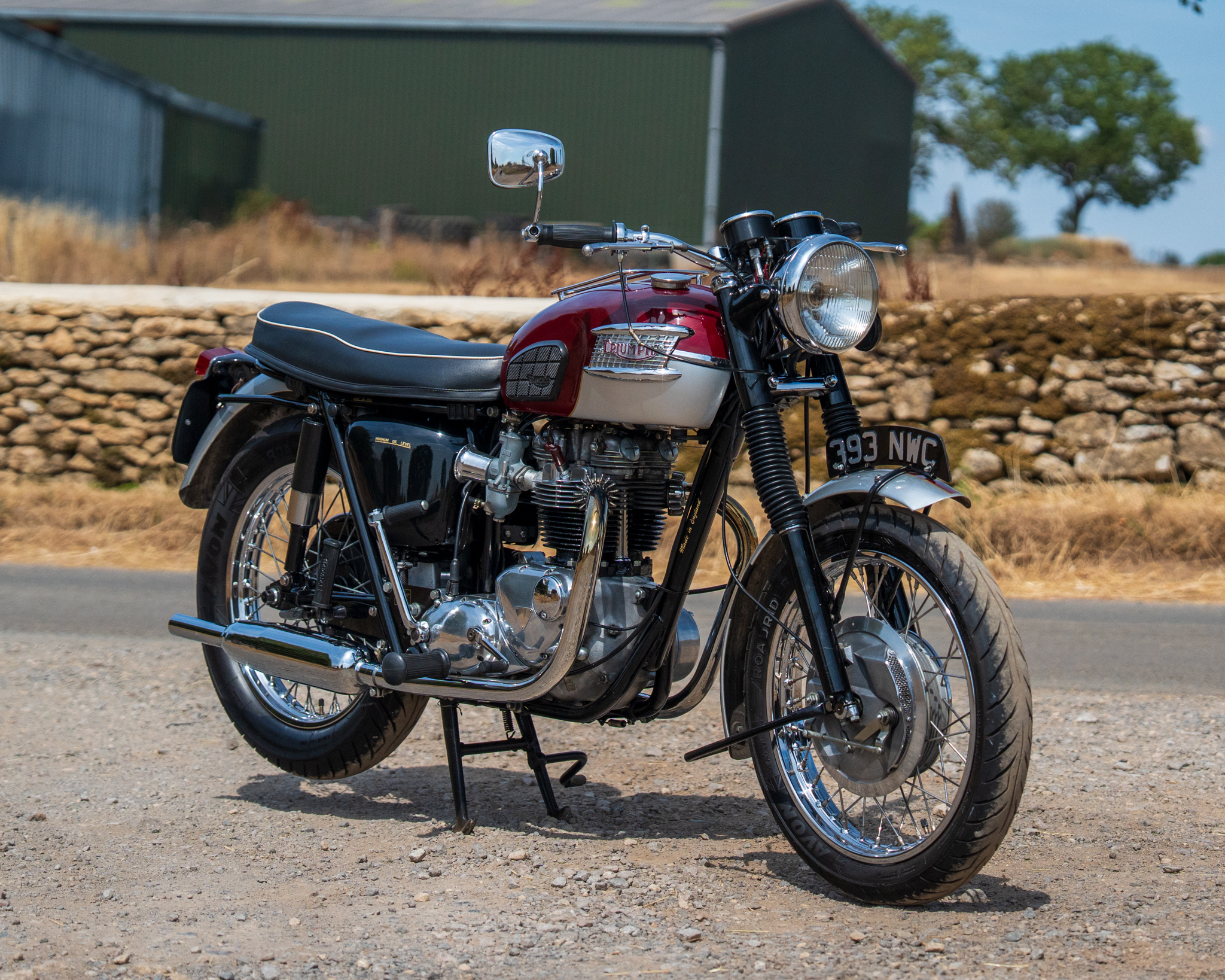 Win this 1963 Triumph T120 Bonneville 650cc + £500