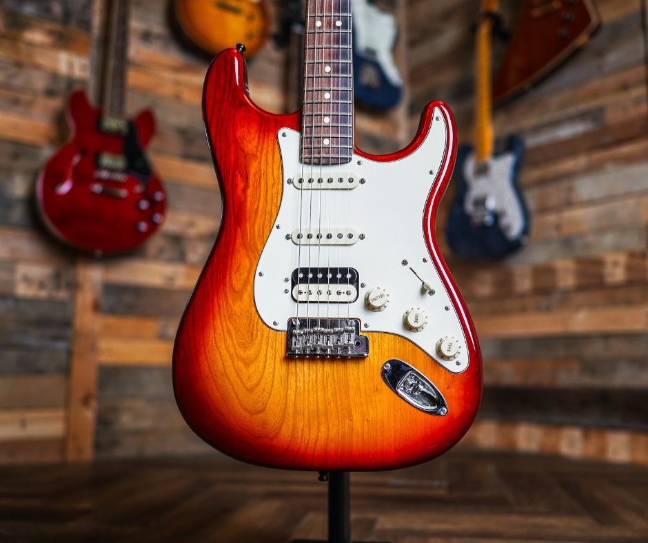 Fender American Professional HSS Stratocaster in Sienna Sunburst
