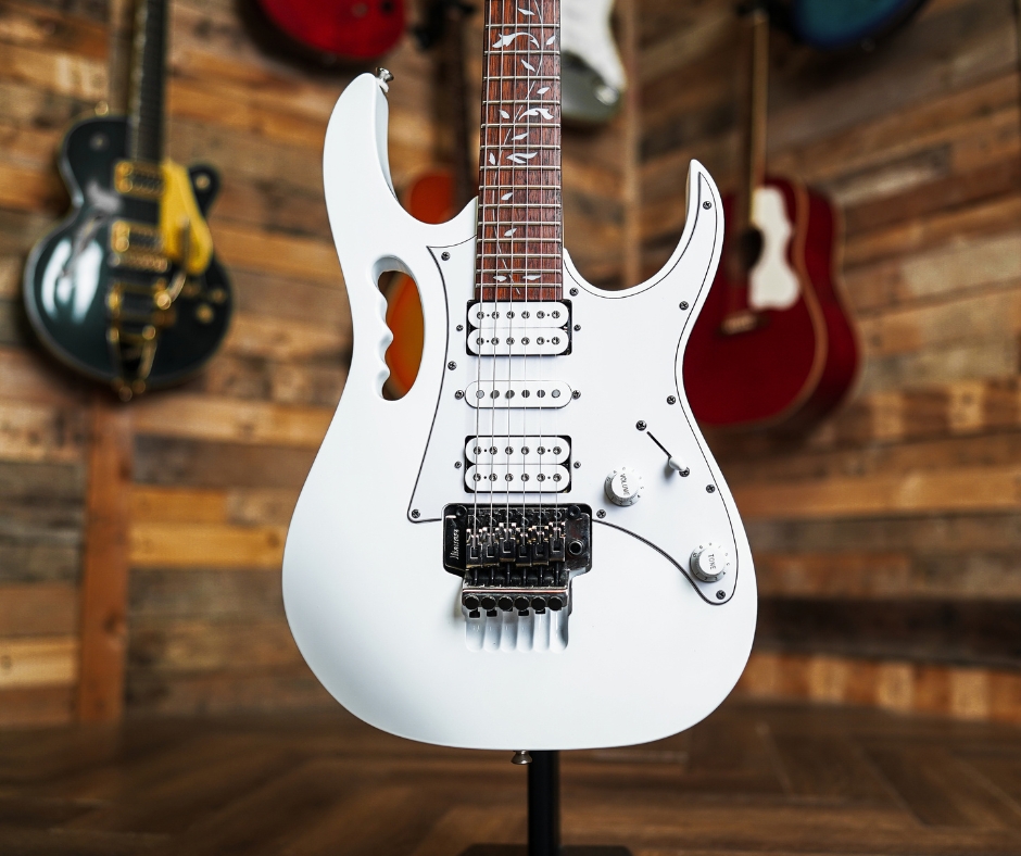 Ibanez Signature Steve Vai Jem Junior in White