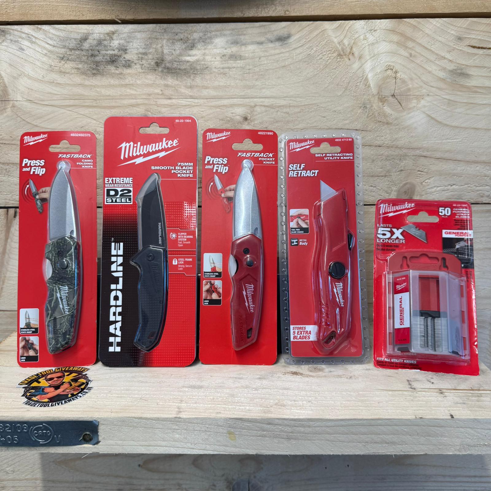 Auto Draw – Milwaukee Knife & Blades Bundle #6